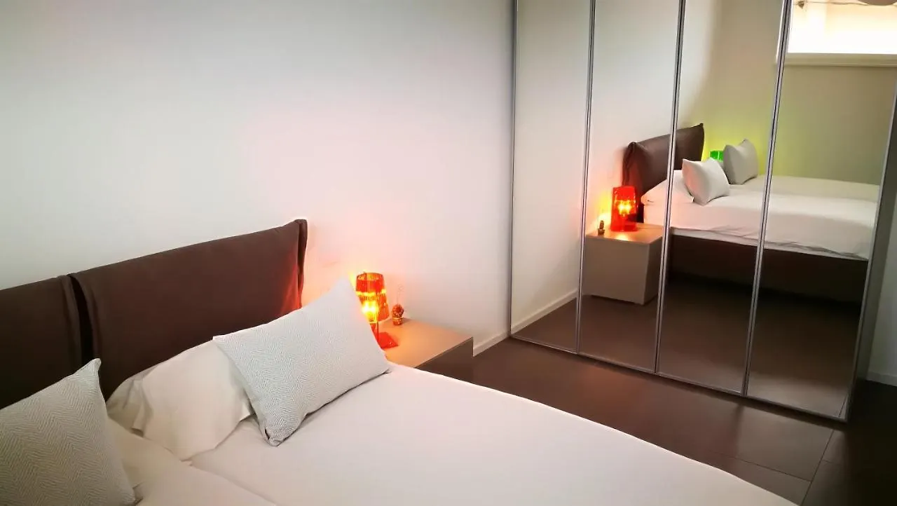 Appartement Suite Laura - Torri Del Benaco Italië