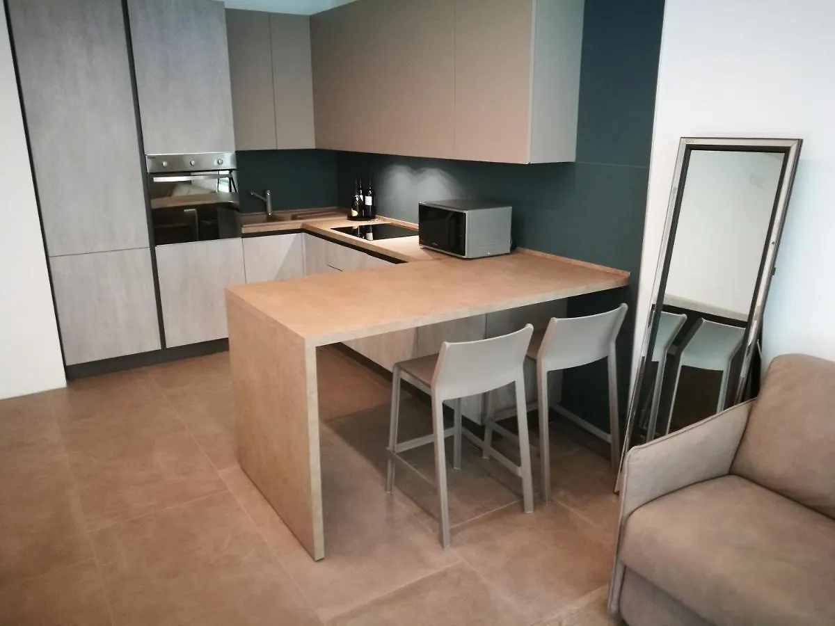 Suite Laura - Torri Del Benaco Italy