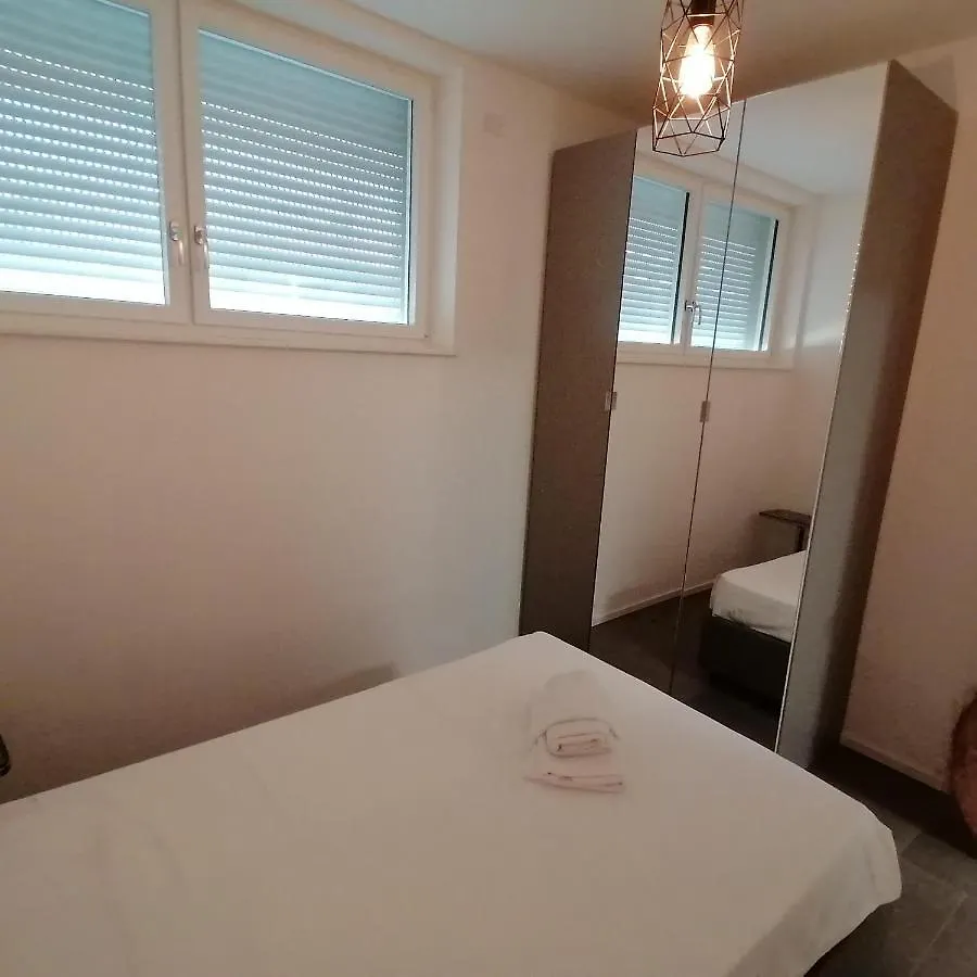 Suite Laura - Torri Del Benaco