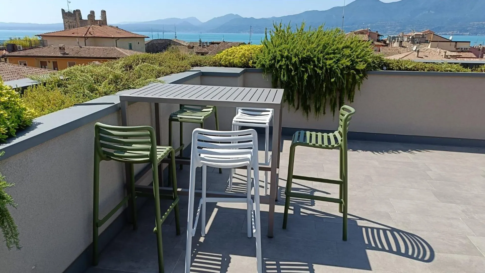 Suite Laura - Torri Del Benaco Apartment