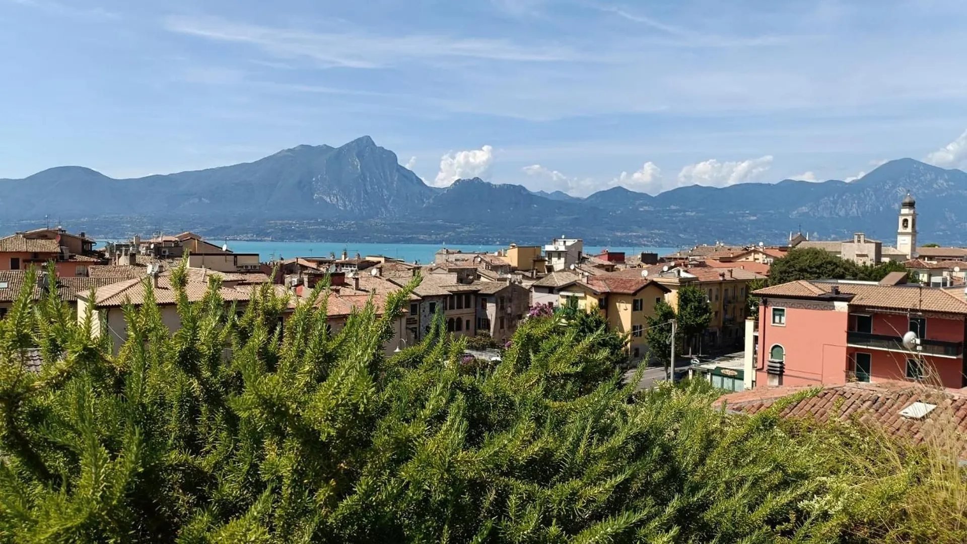 Apartment Suite Laura - Torri Del Benaco Italy