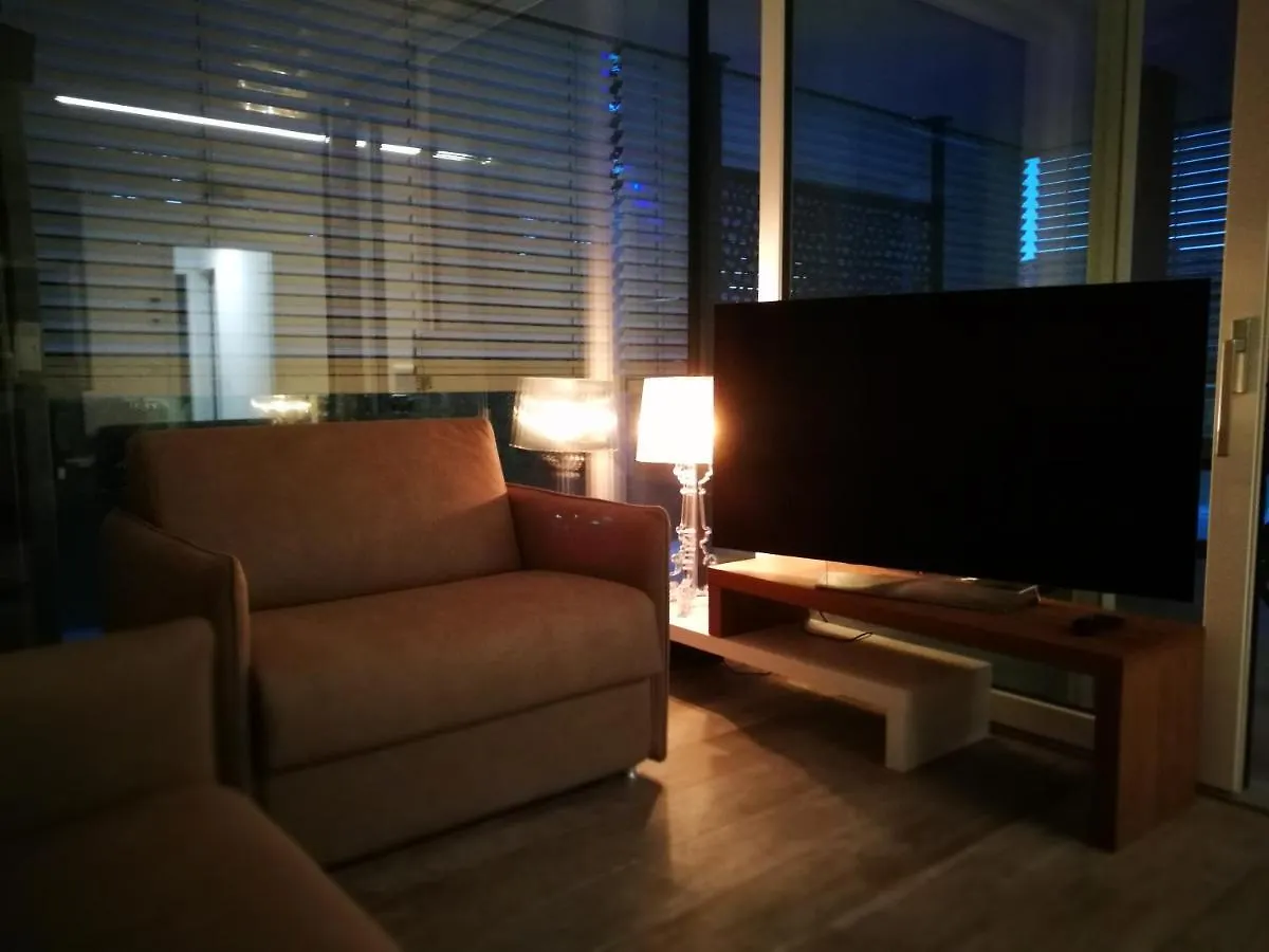 Suite Laura - Torri Del Benaco Italy