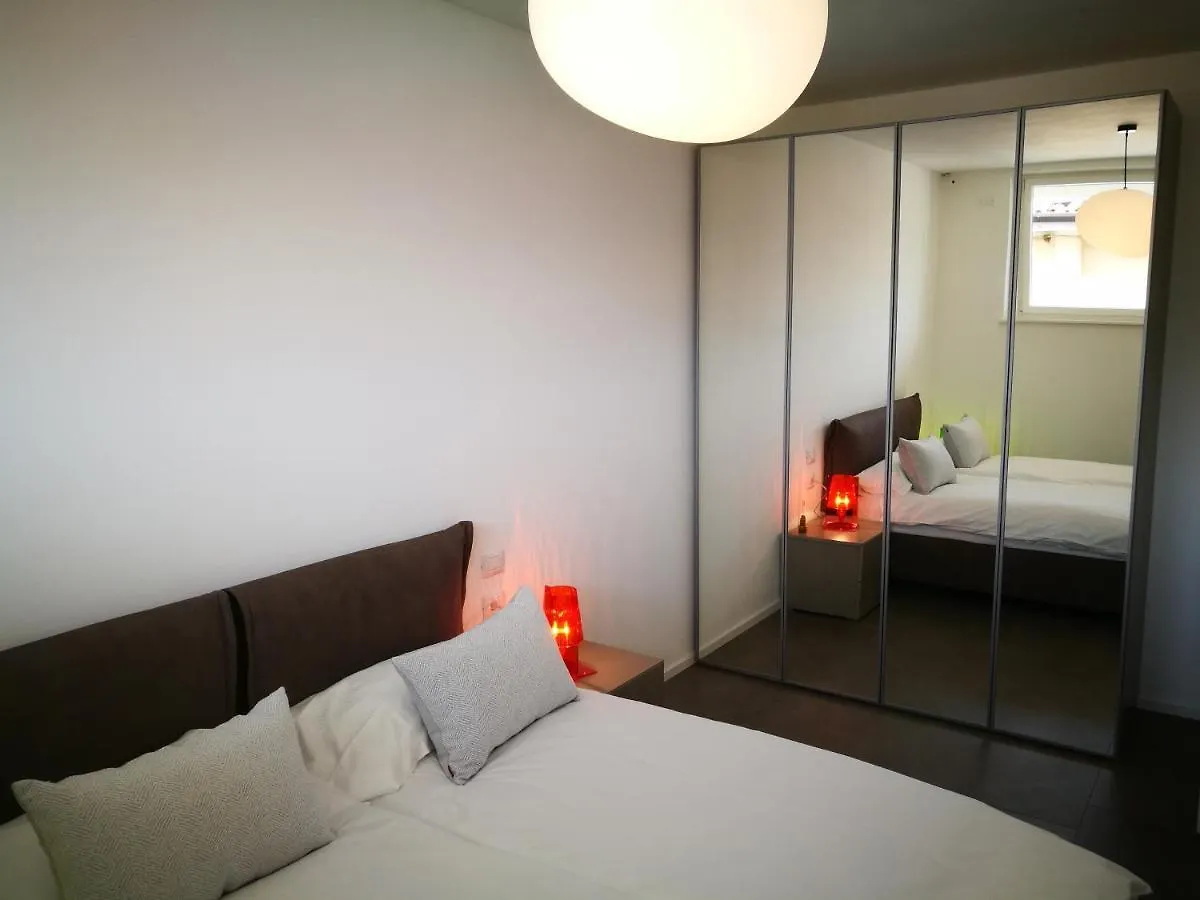 Suite Laura - Torri Del Benaco Apartment